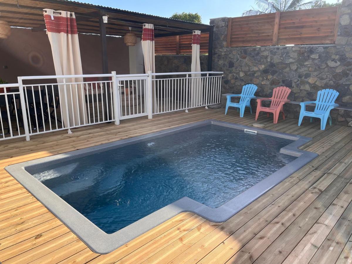 La Casita Creole Villa Avec Piscine Et Jacuzzi Saint-Pierre Kültér fotó